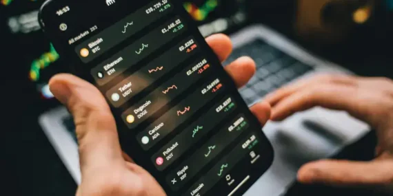 Kredi Kartı Düzenlemesi Askıya Alındı, Mevcut Limitler Devam Edecek
