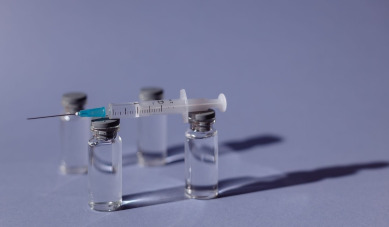 Sanofi'nin Grip Aşısı Rekabeti Üzerine Taahhütleri Bağlayıcı Hale Geldi